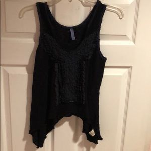 FREE PEOPLE FLOWY RUFFLE SLEEVELESS TOP